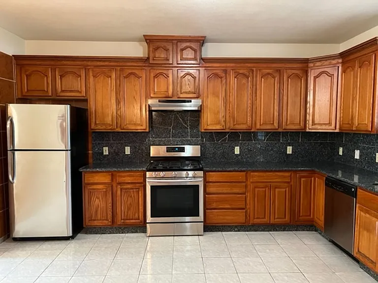 3515 California Ave — Photo 15