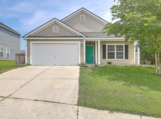 408 Crystal Oaks Ln, Moncks Corner, SC 29461