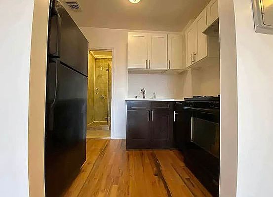 1st image of 131 W 130th St APT 4