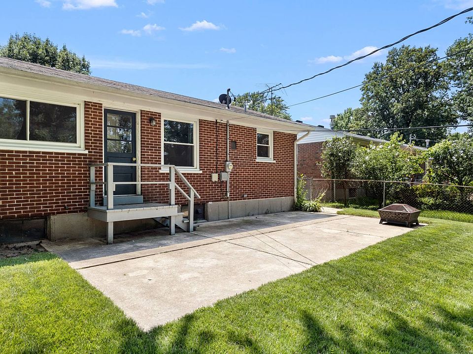 22nd image of 245 Saint Patrick Ln