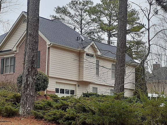 2nd image of 1907 Kevin Dr SE