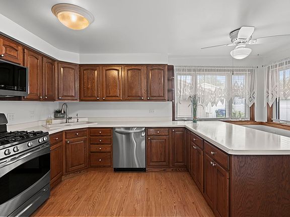 4th image of 10505 S Kilbourn Ave