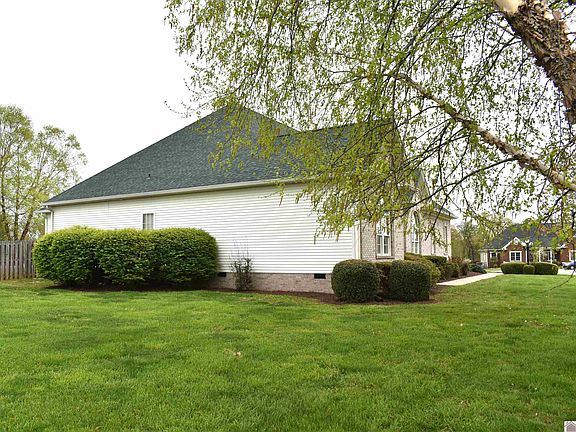 5th image of 310 Juliet Dr