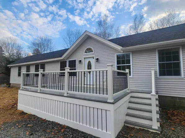 29 Turkey Street, North Berwick, ME 03906