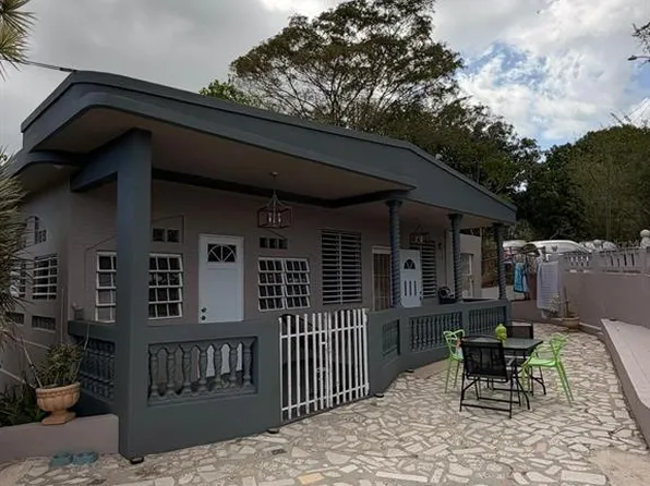101 ISIDORO CAMACHO, LAJAS, PR 00667