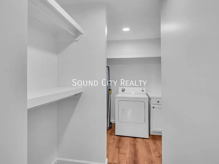 3232 Hinkle Dr — Photo 14