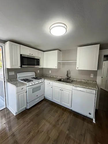 130 Tremont St #2 Photo 1