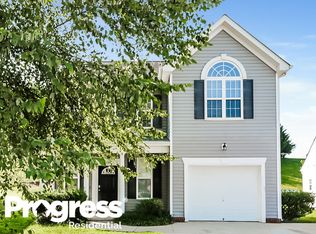 136 Hutson Ln, Clayton, NC 27527