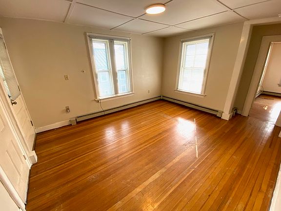 3rd image of 146 Elm St #2
