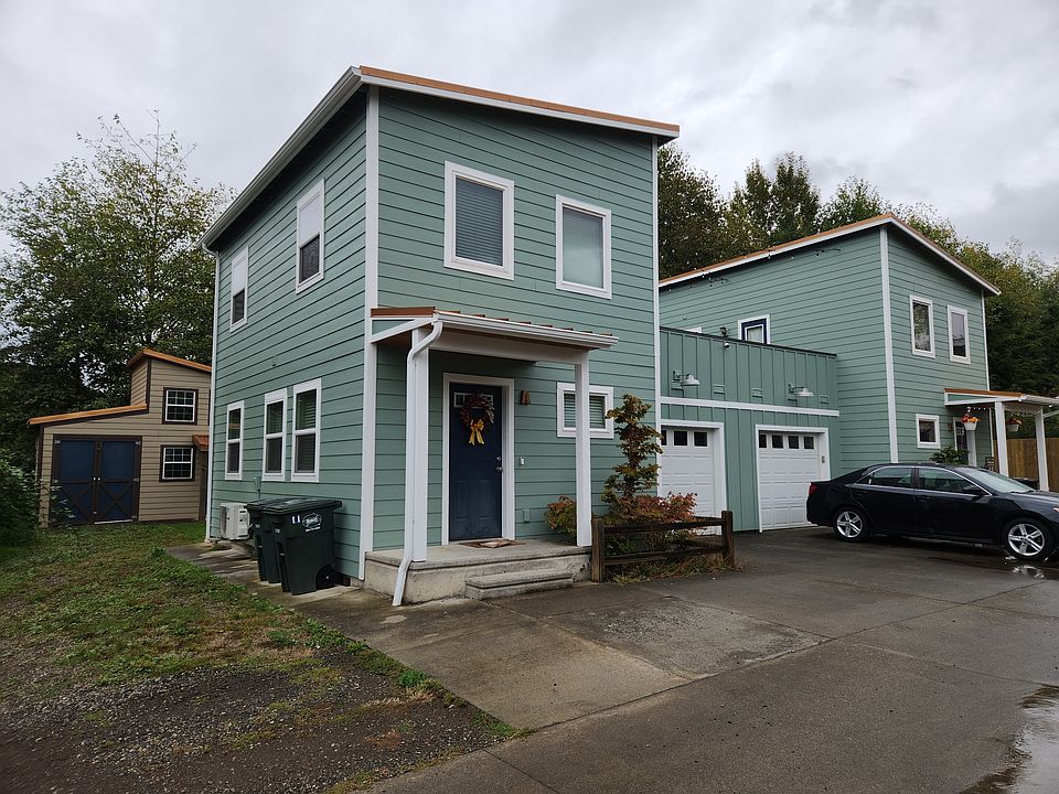 Freshly painted duplex with no common living walls. Shared garage wall only.