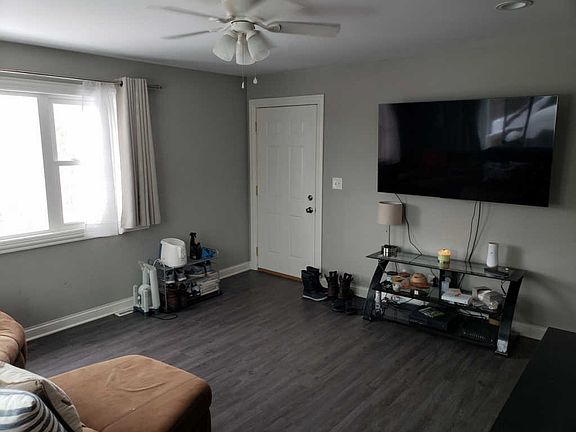 5th image of 2515 E Cass St #2A