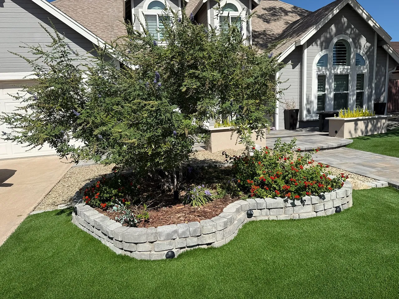 5 bed, 2744 sqft, $3,750 — Photo 3