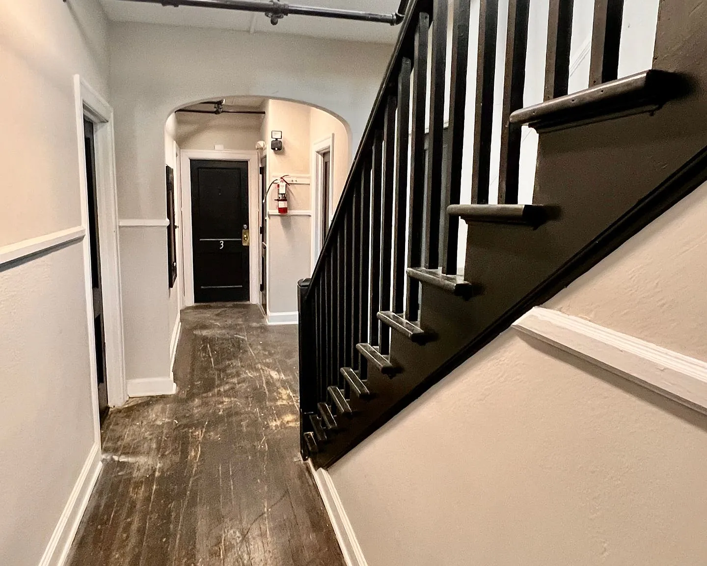 Historic Ecker Apartments in Revitalized Main Street Corridor in High Point — Photo 3