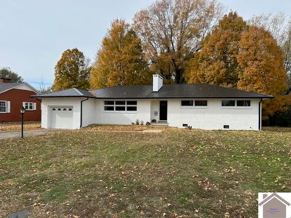 213 Fairlane Dr, Mayfield, KY 42066