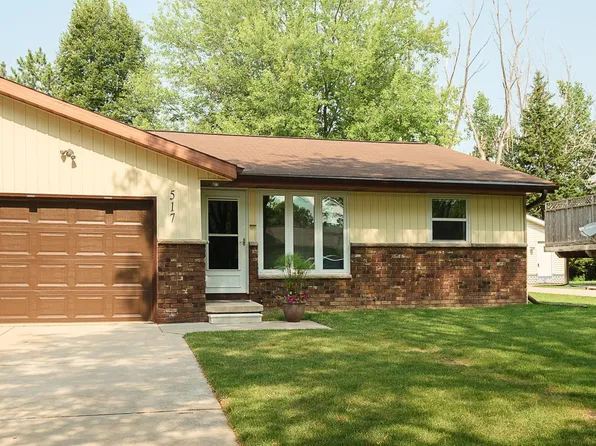 517 Kelly Jo Dr, Green Bay, WI 54303
