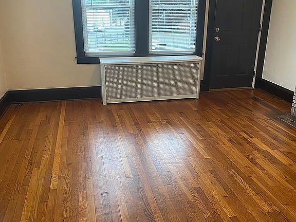 4th image of 5 Vine Ave #5