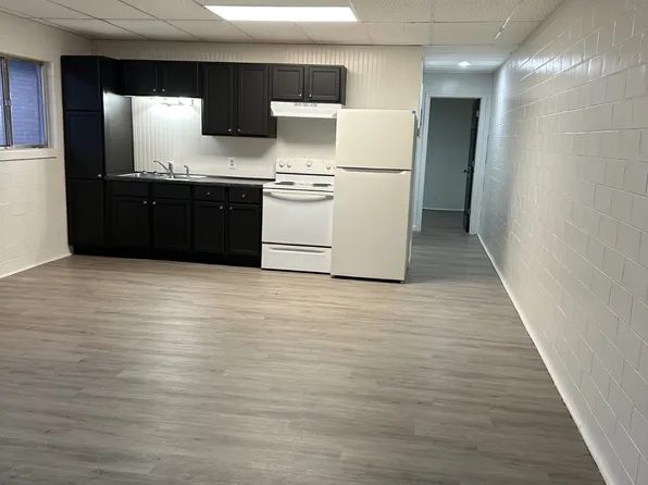 103 S 8th St, Rockport, IN 47635