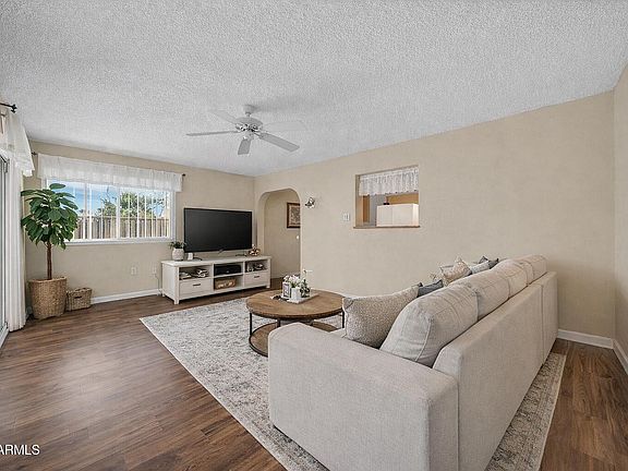 4th image of 10228 W BOLIVAR Drive