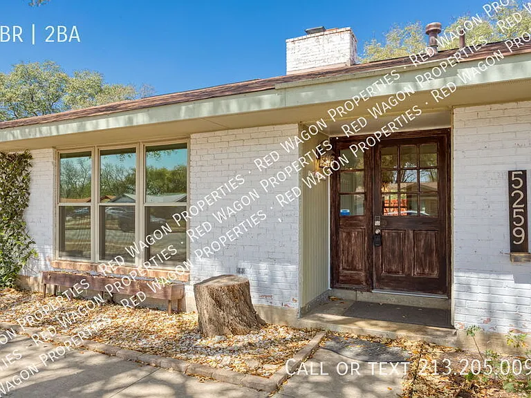 5259 Prince Valiant Dr — Photo 3