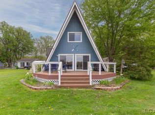10044 Channel Ln, Addison, MI 49220