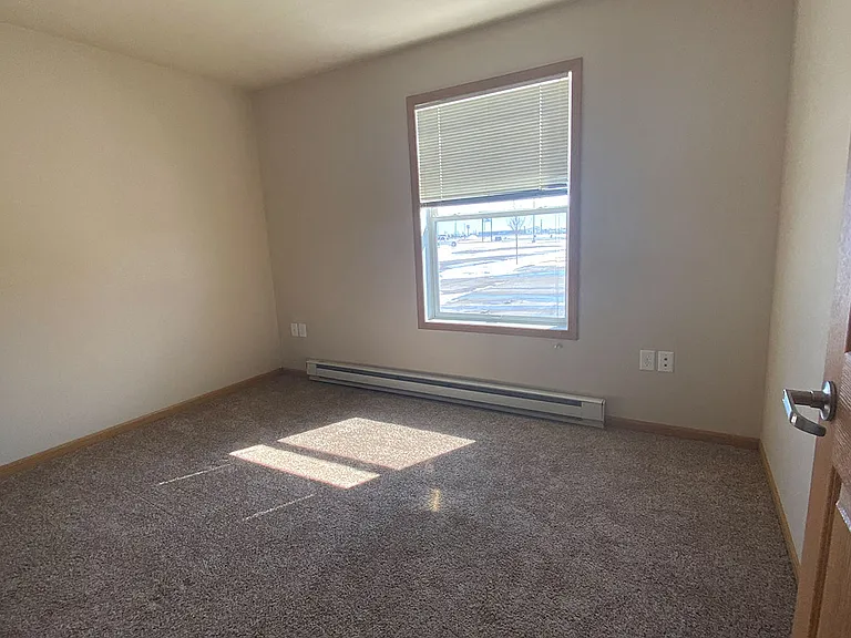 Stanley Apartments — Photo 61