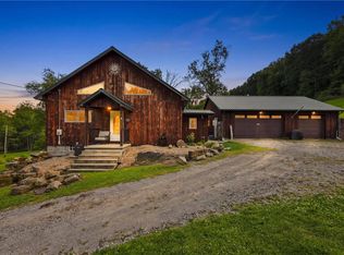 124 Pensy Ln, Hillsville, PA 16132