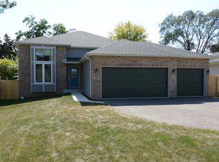 307 George St, Bensenville, IL 60106