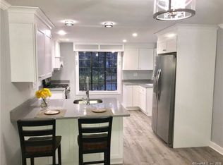 206 Armory St, Hamden, CT 06517