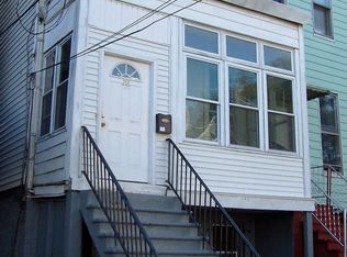 218 Buena Vista Ave, Yonkers, NY 10701