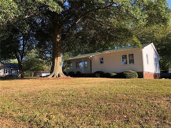 3rd image of 325 Highland Dr