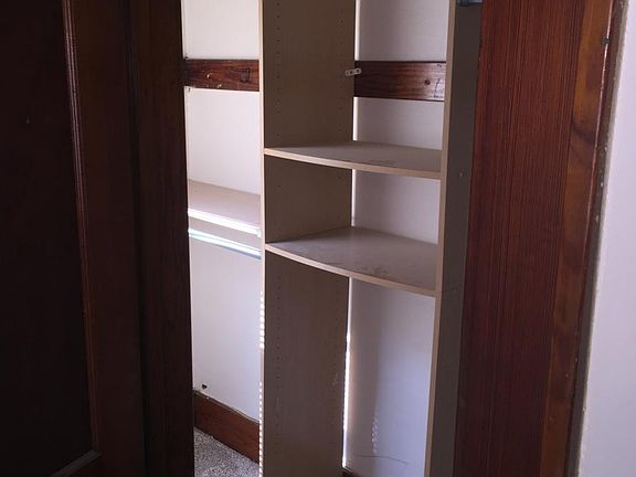 Walk in closet