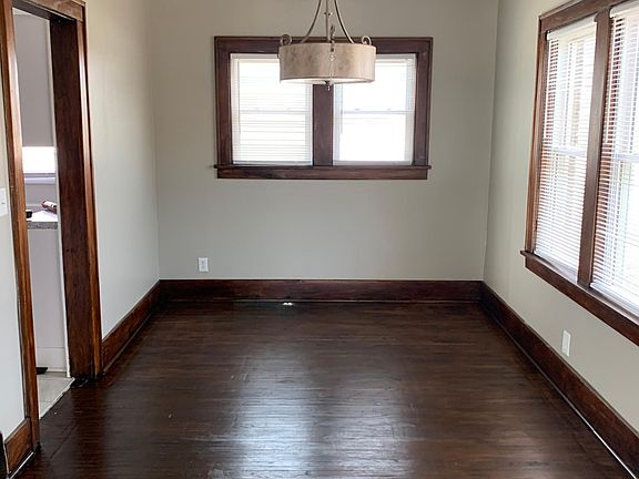 2nd image of 3042 California St