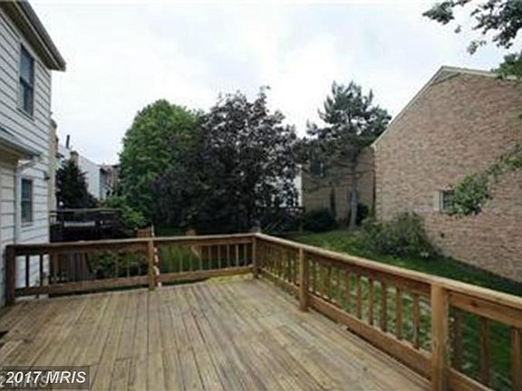 5th image of 7424 Crestberry Ln