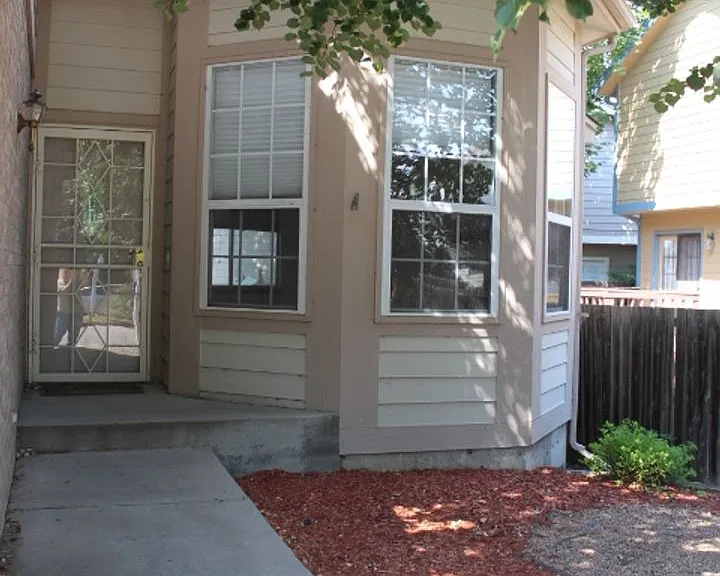 10432 W 82nd Ave — Photo 1