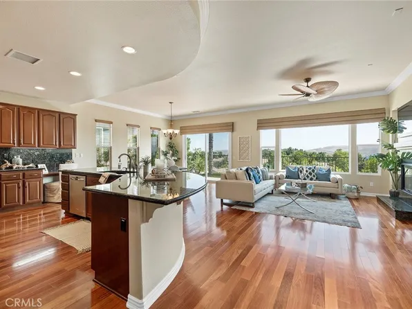 9190 Wooded Hill Dr, Corona, CA 92883