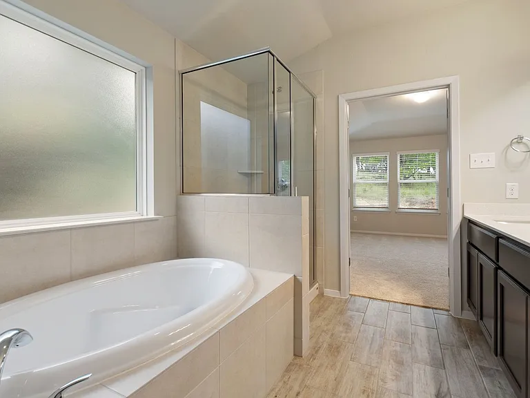 3704 Stillwood Ln — Photo 9