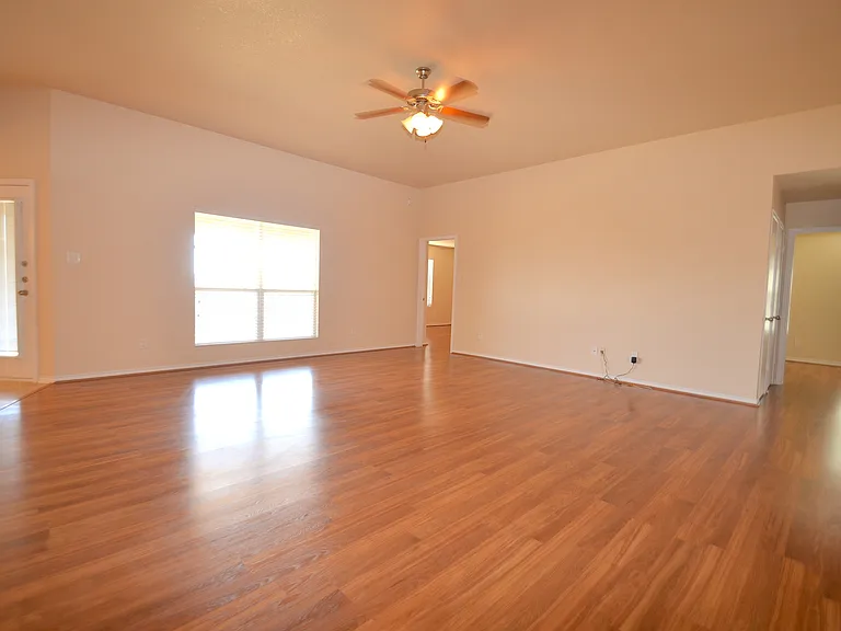 2408 Ryan Dr — Photo 5
