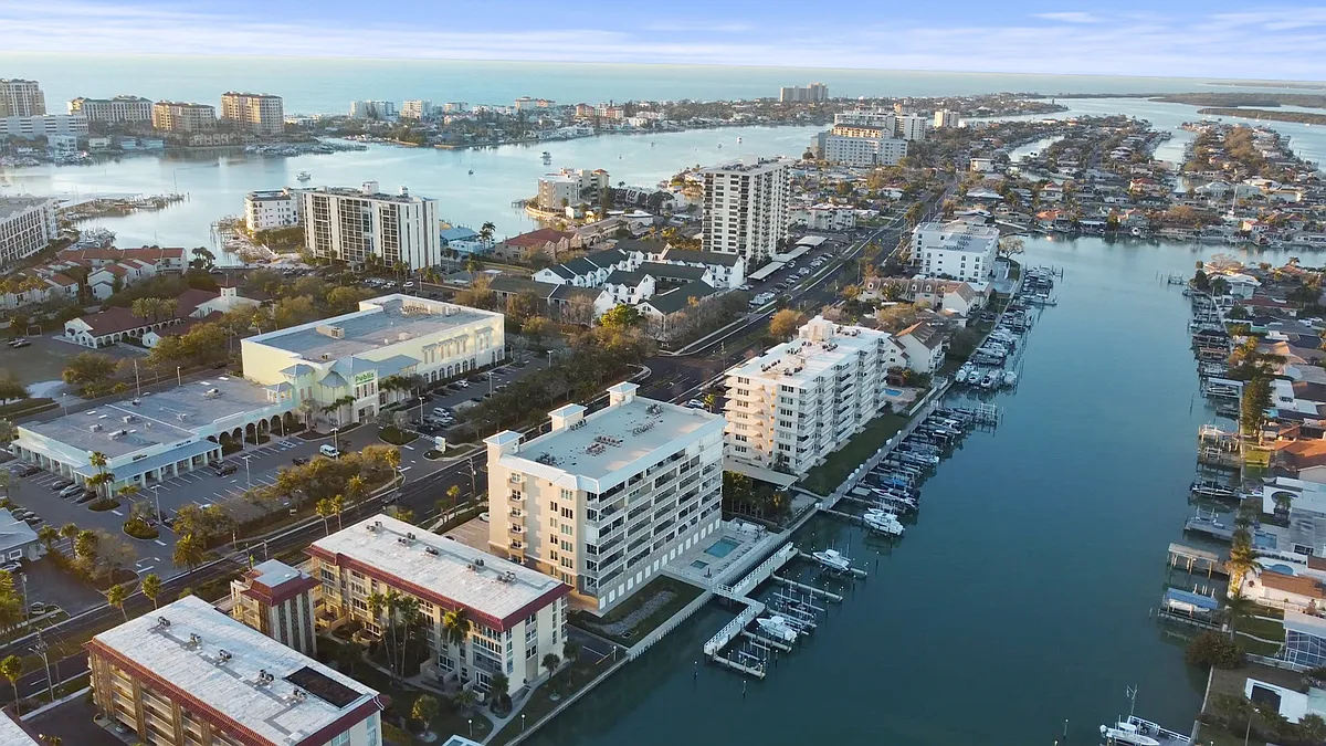Clearwater Beach - 125 Island Way #502
