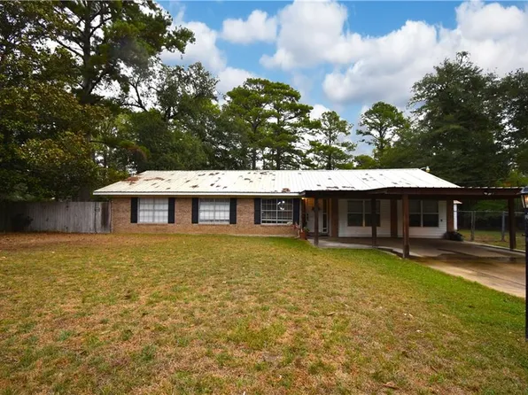 305 Sunny Hill Dr, Pineville, LA 71360
