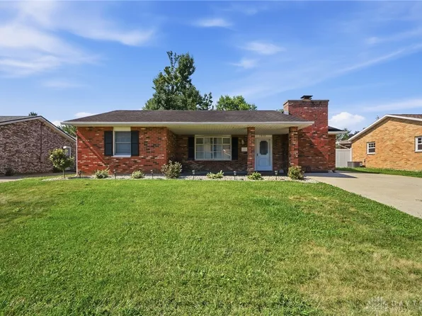 1853 Pueblo Dr, Xenia, OH 45385
