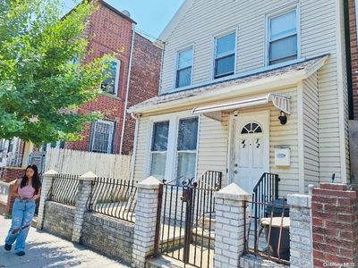 41-12 111th Street, Corona, NY, 11368