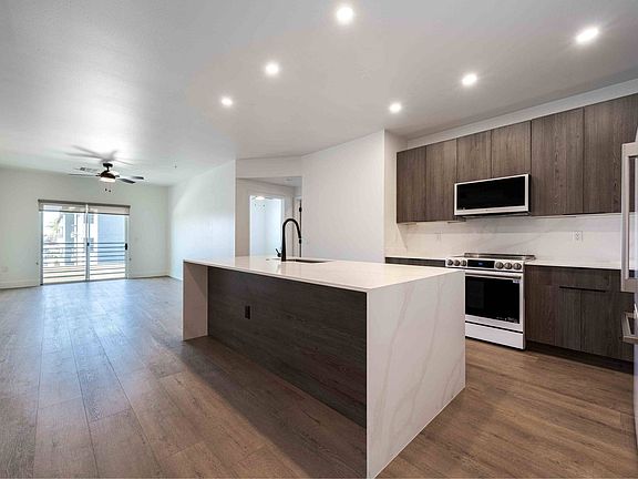 Slate Scottsdale, Phoenix, AZ, Deluxe Renovations