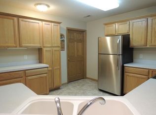 1915 10th Ave W, Shakopee, MN 55379