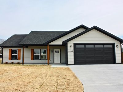 415 N Edgewood Dr, Coffeyville, KS, 67337