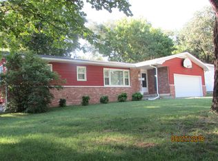 1523 S Plaza Ave, Springfield, MO 65804