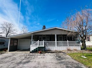 10552 Shasta Dr, Chardon, OH 44024