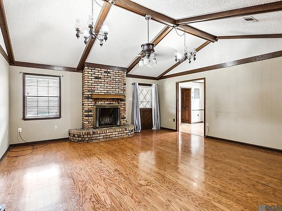 4th image of 1107 E Palmview St