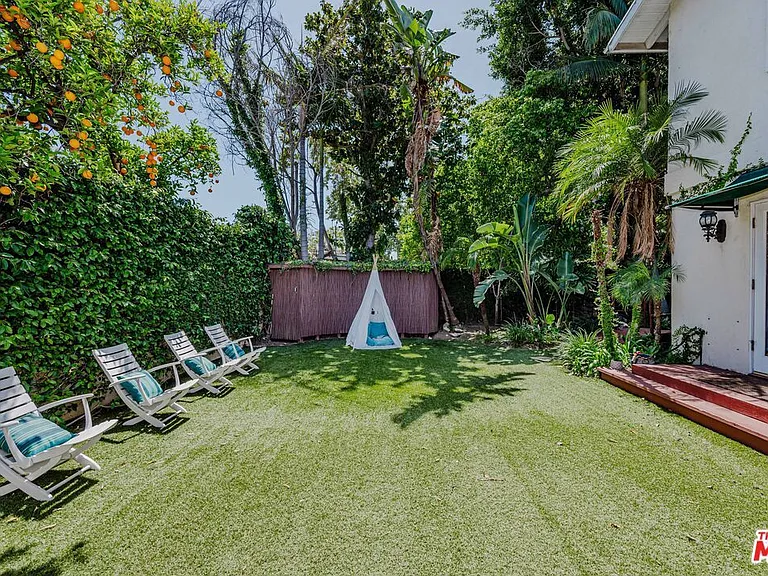 13230 Hesby St — Photo 41