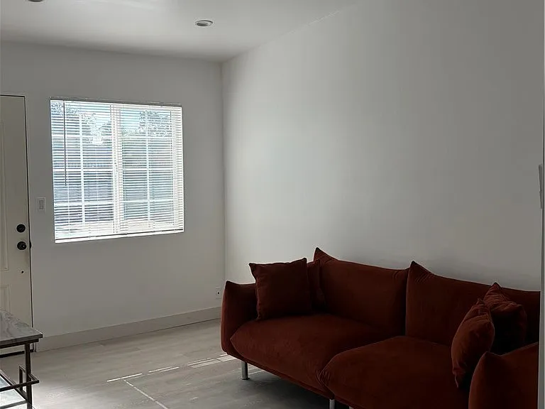 8561 Orion Ave #1 — Photo 11
