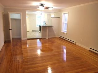 277 Pleasant St APT 3R, Northampton, MA 01060
